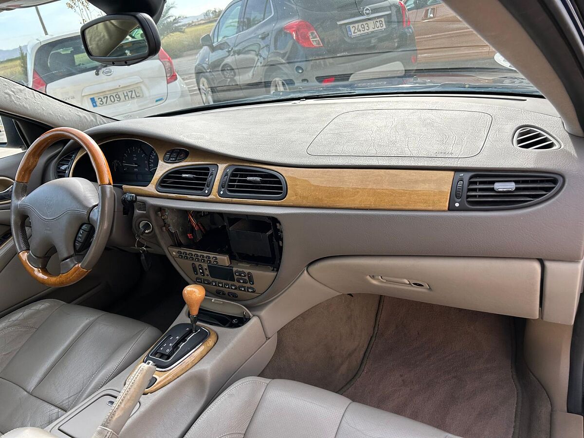 JAGUAR S TYPE 3.0 EXECUTIVE AUTO SPANISH LHD IN SPAIN 100000 MILES SUPERB 2001